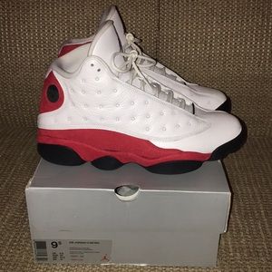 Air Jordan 13 Retro “Cherry”